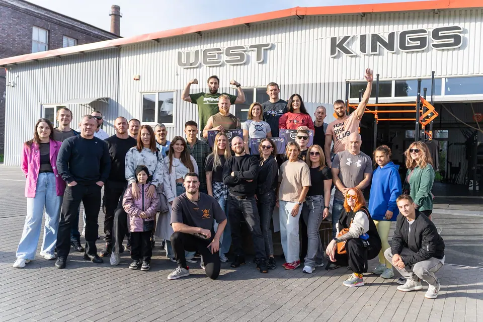Зал West Kings